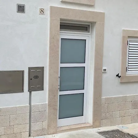 Casa Trento 奥斯图尼